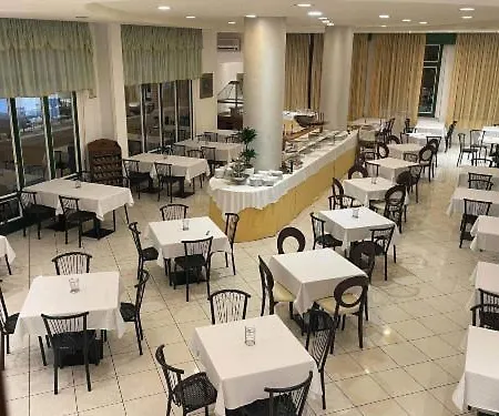 Hotel K2 3*